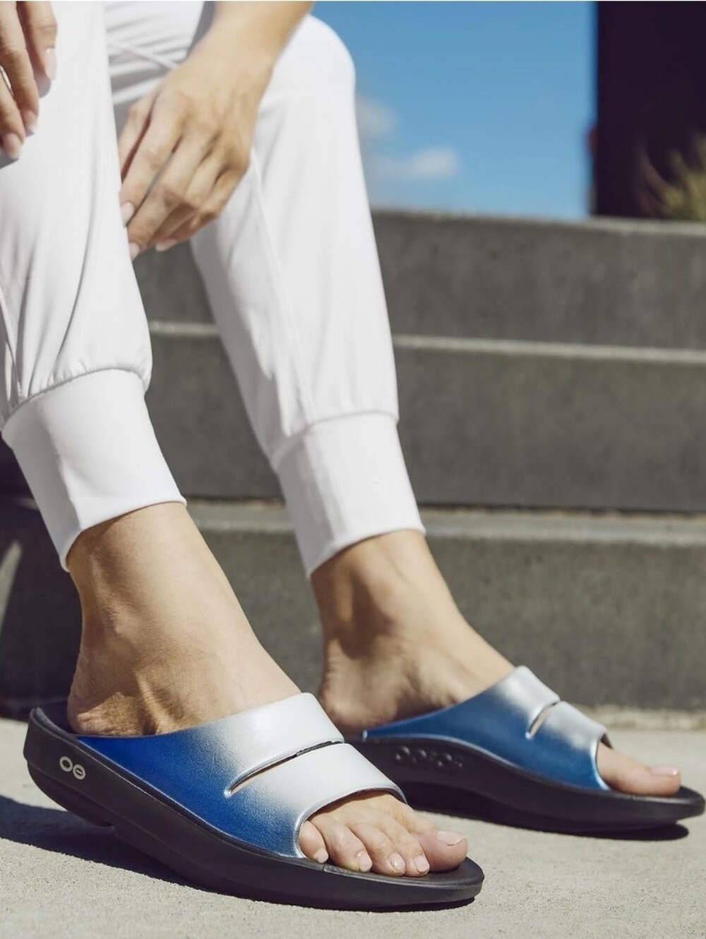 OOFOS Womens OOahh Luxe Slide Frost Style#1101 NWOB